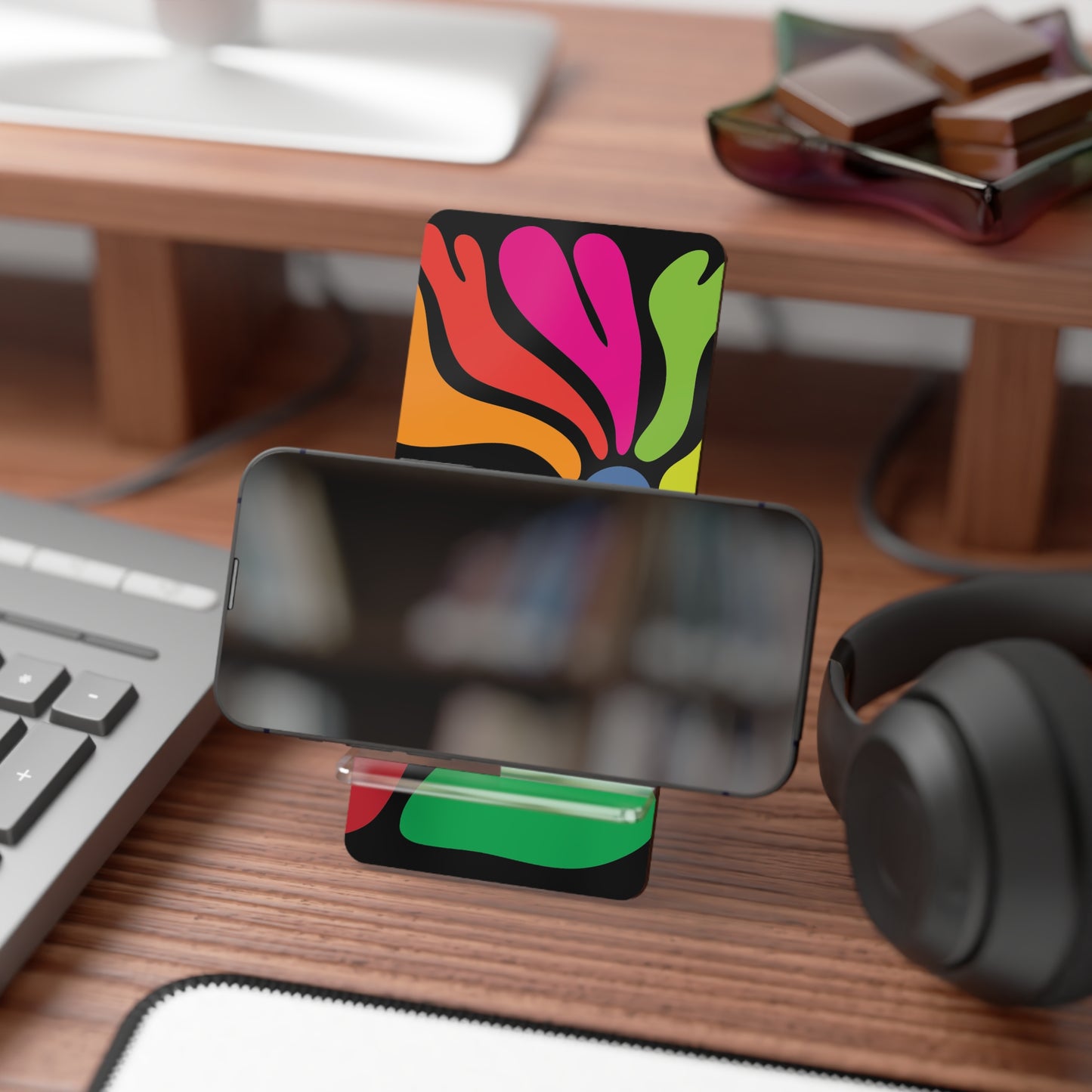 Hippie Flower Mobile Display Stand for Smartphones