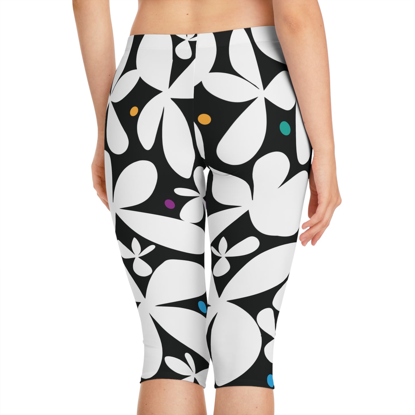 Daisy Dazzle Women's Capri Leggings