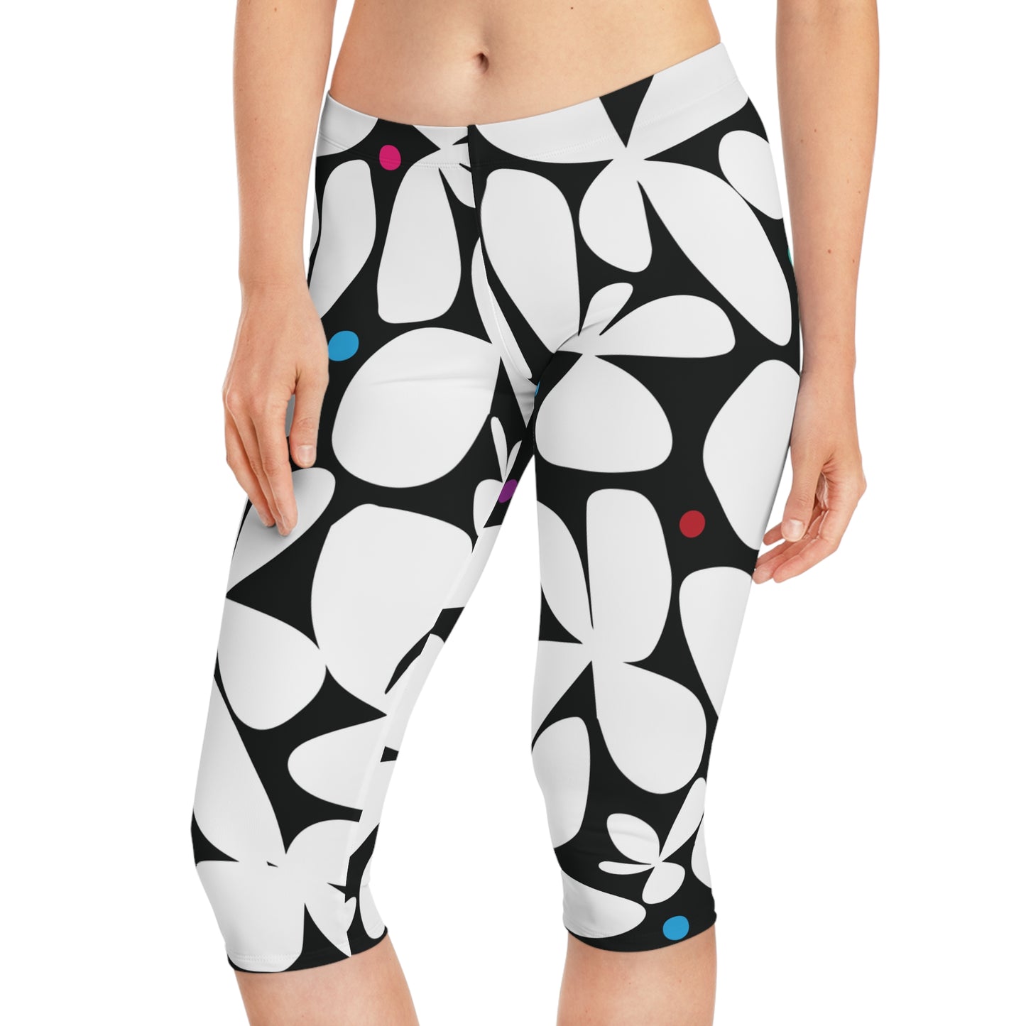 Daisy Dazzle Women's Capri Leggings