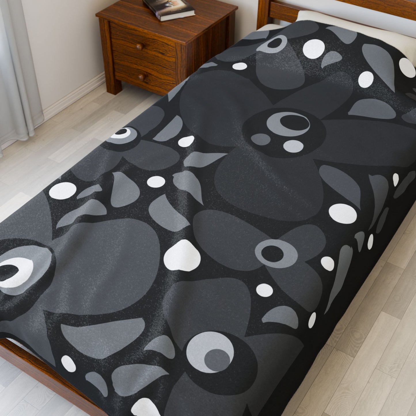 Grey Mod Flower Velveteen Plush Blanket