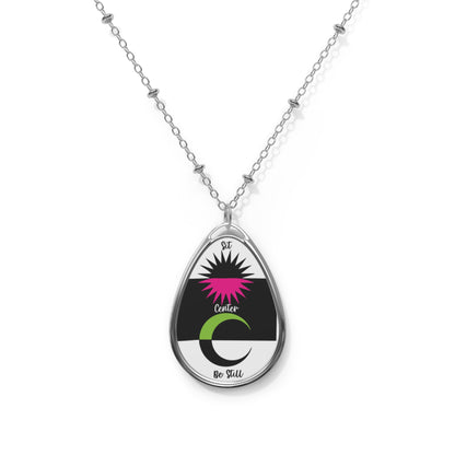 Sit Center Oval Necklace